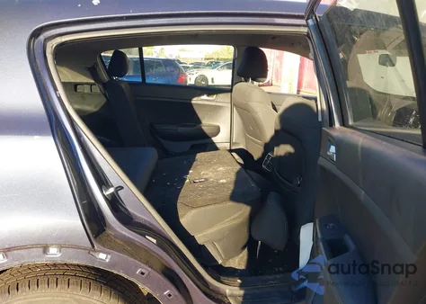 2017 Kia Sportage Lx z USA, uszkodzony, nr VIN KNDPMCAC1H7289633